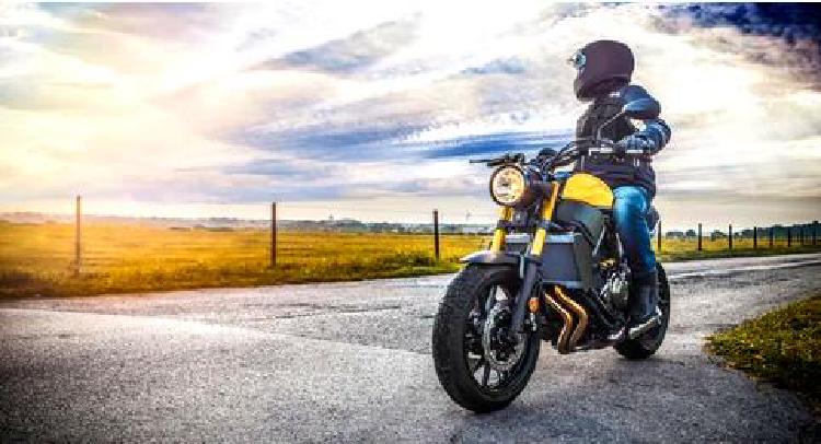 Исследуйте мир: Безопасное путешествие в качестве пассажира мотоцикла